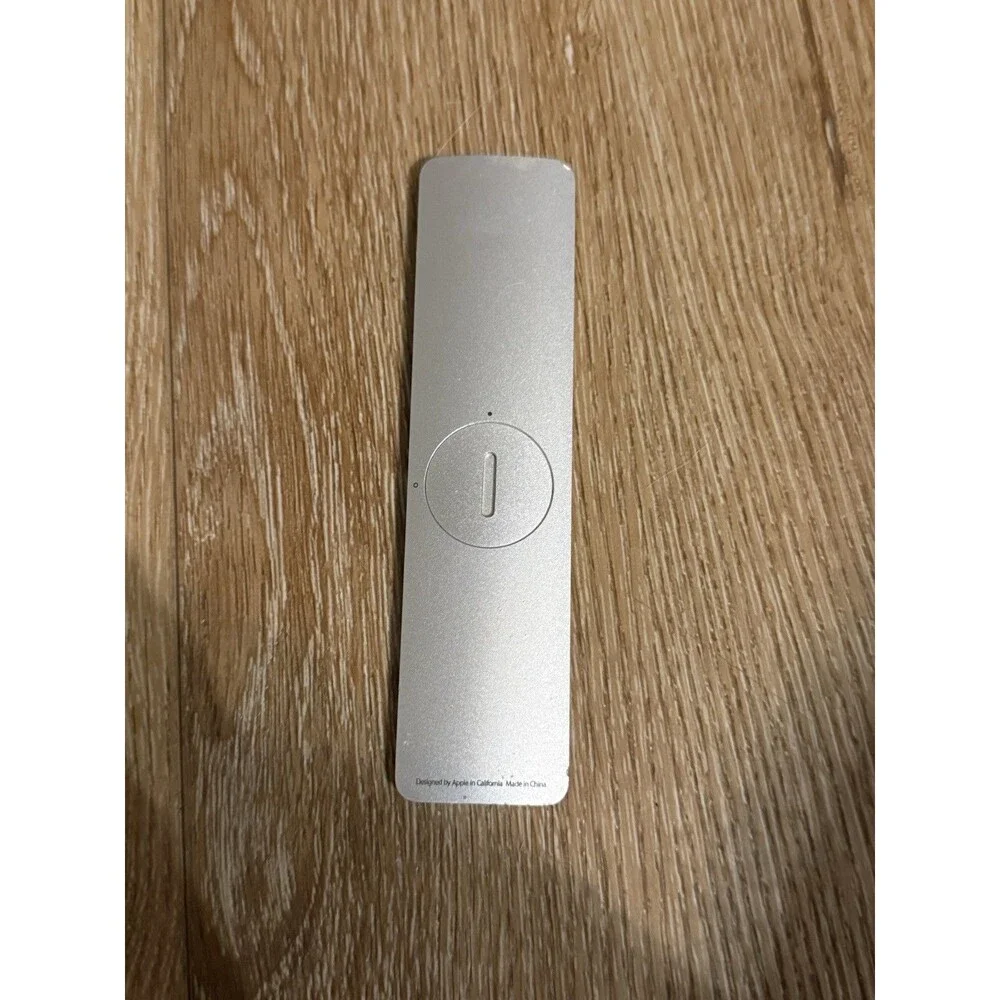 Apple TV OEM A1294 Remote for Apple TV 2nd 3rd Generation Mac Silver